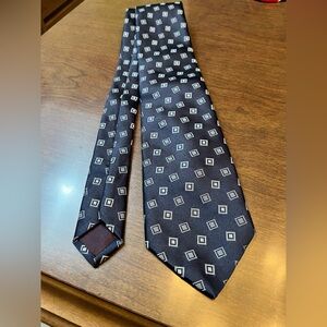 Envoy 56” Navy Blue Silk Tie